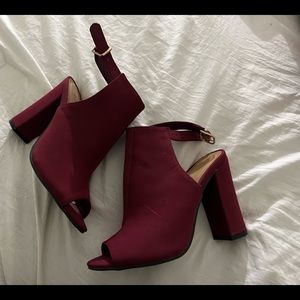 Wine Open-Toed Bootie Size 6